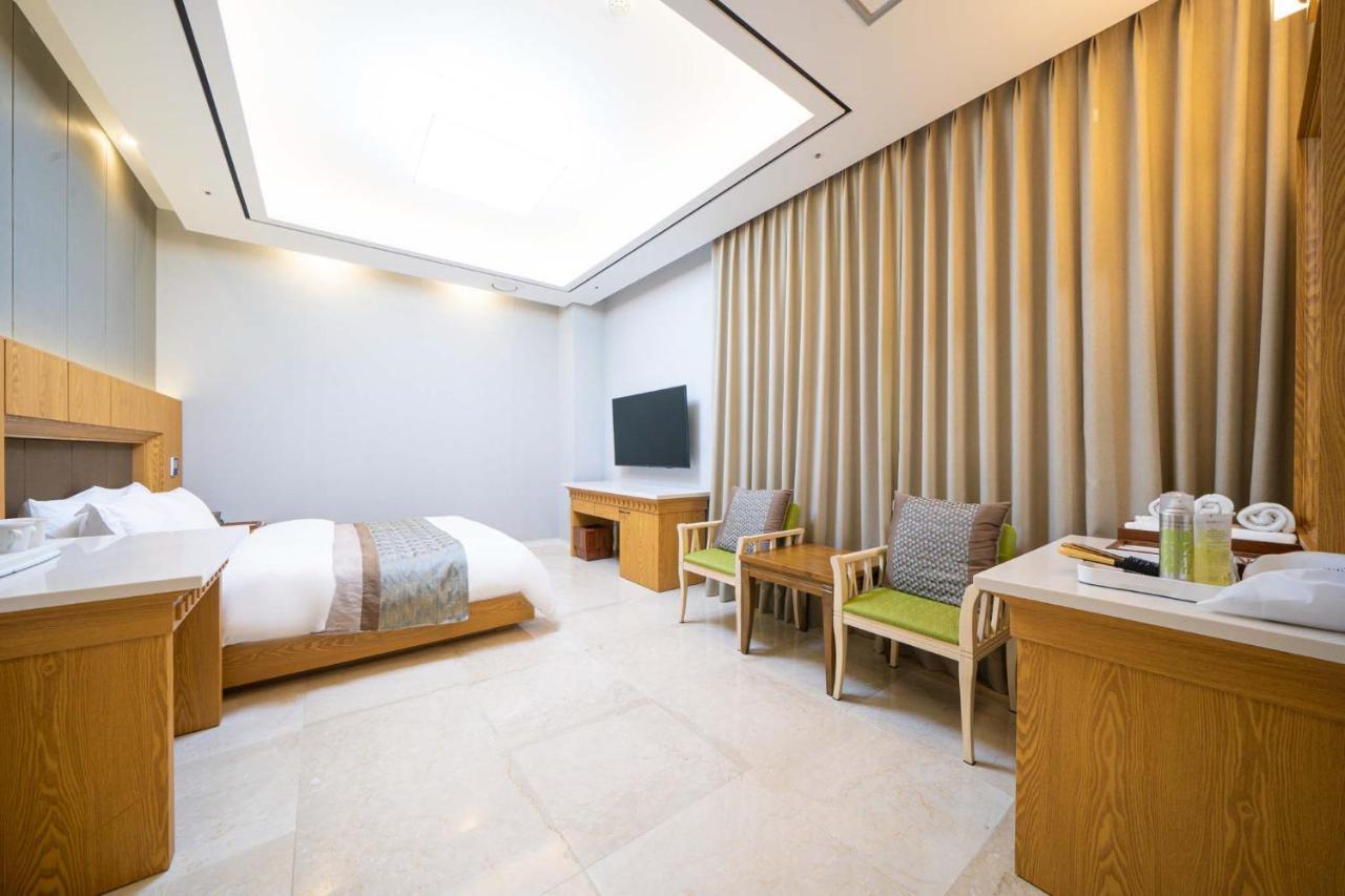Hotel Core Nadzsu Kültér fotó