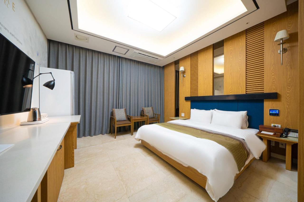 Hotel Core Nadzsu Kültér fotó